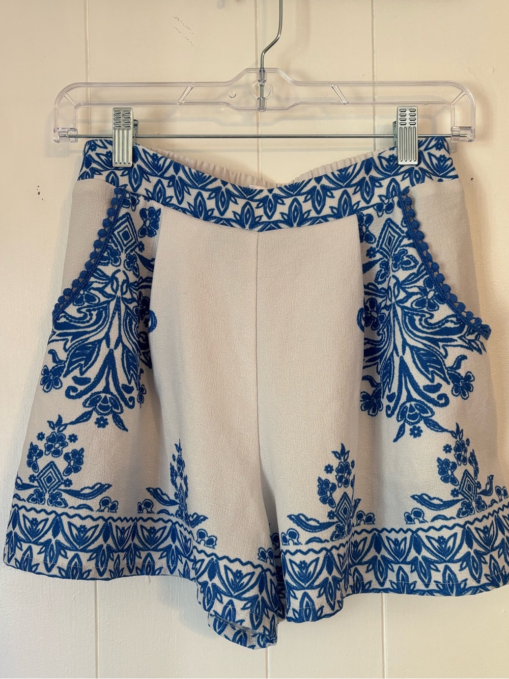 Xhilaration Cream Shorts with Blue Floral Embroidery
